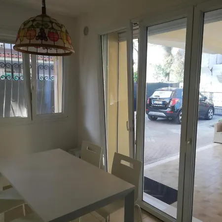 Apartment Amarcord *